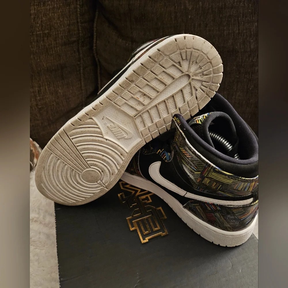 JORDAN 1 RETRO BHM (2016) (GS) - Picture 10 of 10